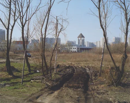 Spring. Suburban landscape. Кадр 10