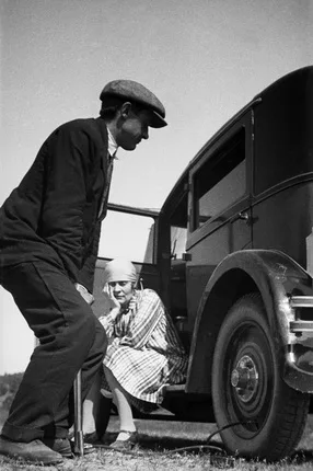 The rodchenko’s circle. Stylish people. Кадр 6