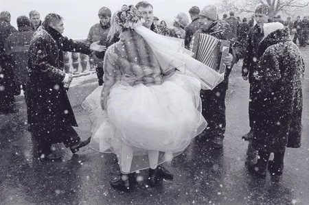 Weddings on Vorobievi Gori. Кадр 2