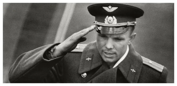 Взгляд в СССР. XX век в фотографии и фарфоре. Кадр 13