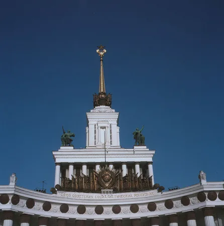 Сталинизм/Конструктивизм. Кадр 5