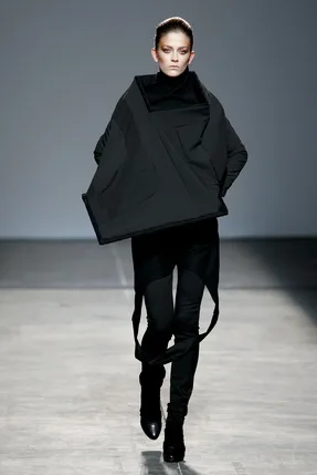 Trend Spotters? The Essential Names in Spanish Fashion. Кадр 12