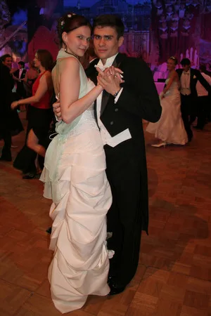 Viennese ball. Кадр 12