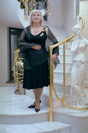 Lady Boss. Кадр 1