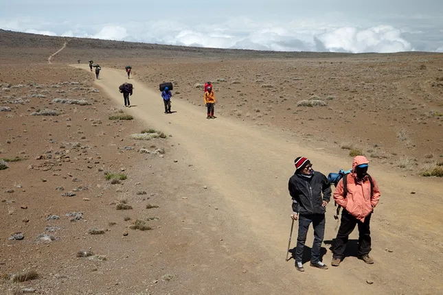 Life in motion — Kilimanjaro. Кадр 1