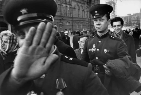 Ретроспектива. Кадр 1