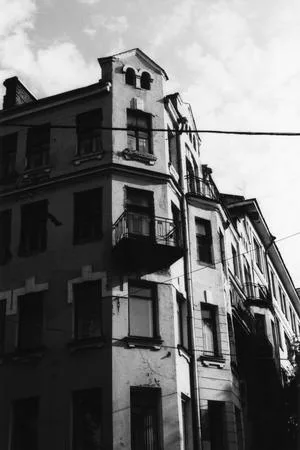 The thrown city. Кадр 5