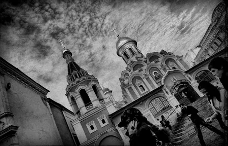 City under the sky. Кадр 5
