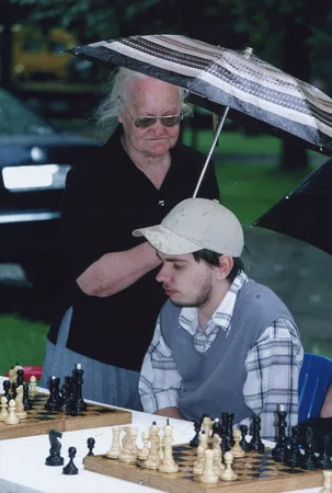 Seance of master Evgenie Gika in Luzhniki. Кадр 3