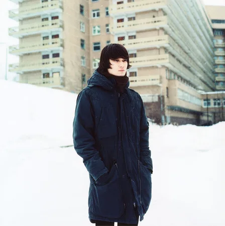 Cold. Кадр 6