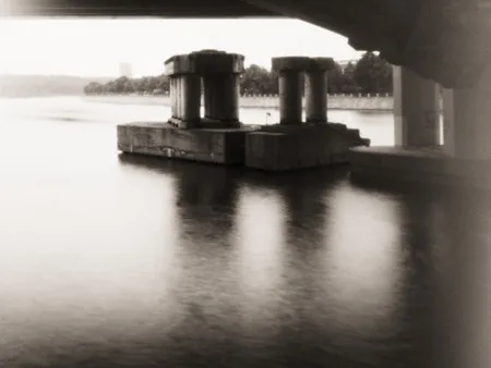 Subway bridge “Vorobievy Gory”. Кадр 1