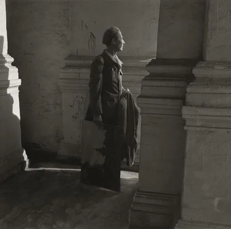 Squares 1974 - 1984. Кадр 2
