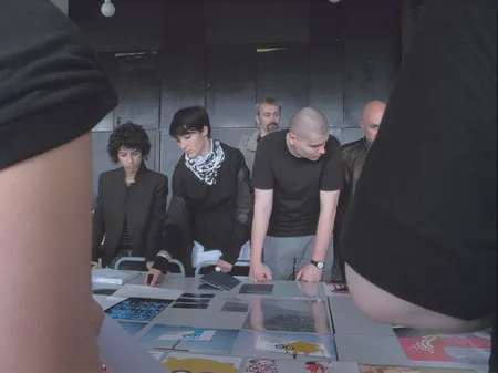 Two or five? Department examination at graphic design. Кадр 15
