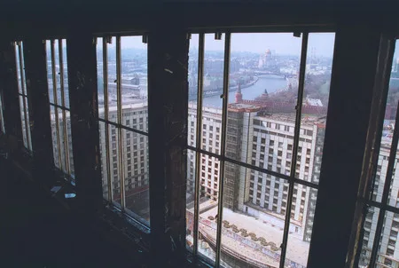 Hotel Russia. Кадр 11