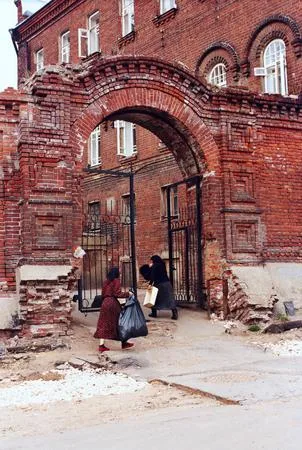 Forgotten in the future. Кадр 2
