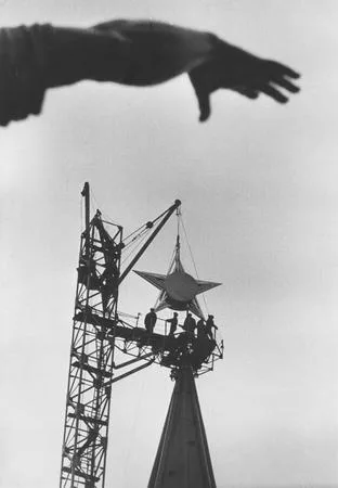 Photorelay race. From Rodchenko up to now. Кадр 6