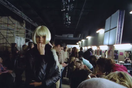 In expectation of the Podium. Faces. Кадр 9