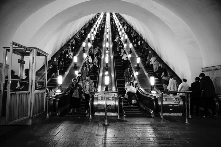 The Metropolitan. Кадр 5