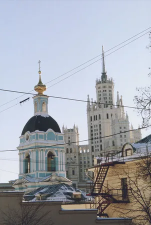 Параллели. Кадр 4