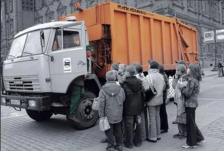 Wasteless technologies: the Holiday was over, long live the Holiday!. Кадр 3