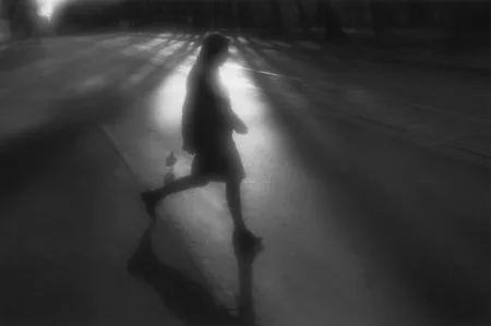 At dawn of misty youth. Кадр 8