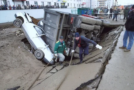 Failure of the ground in Yuzhnoye Butovo. Кадр 9