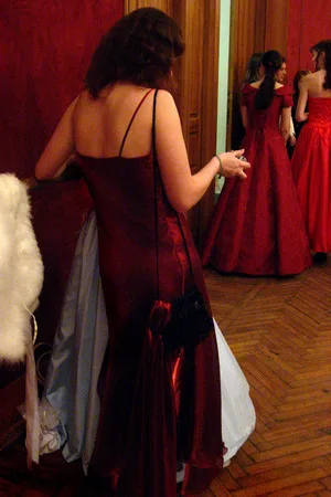 Waiting for an invitation. Кадр 7