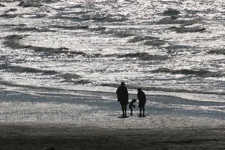 The beach romance. Кадр 8