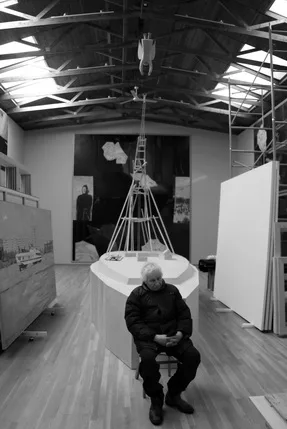 Two Walks with Kabakov. Кадр 10
