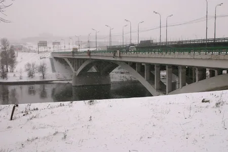 Металл и камень. Кадр 10