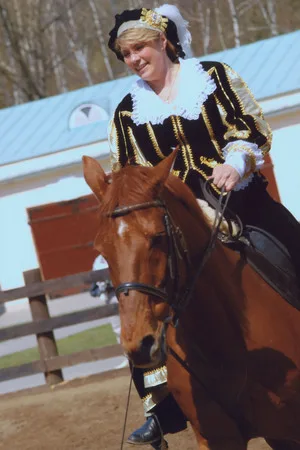 In a saddle. Кадр 12