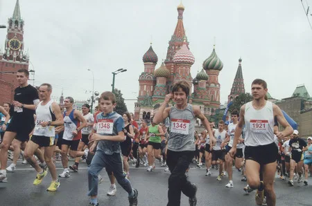 Московскому международному марафону мира — 30 лет. Кадр 1