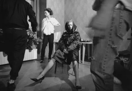 Side scenes of the Moscow Fashion. Кадр 1
