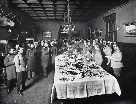 Daily Life and Entertainment in Pre-revolutionary Russia. Кадр 1