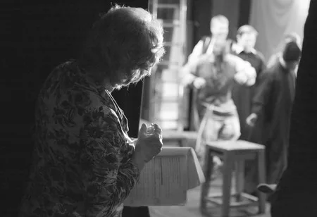 Theatre of Simple-hearted: Premiere. Кадр 7