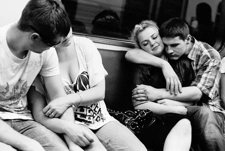 Moscow. Subway. People. Кадр 8