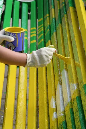 Fresh paint. Кадр 1