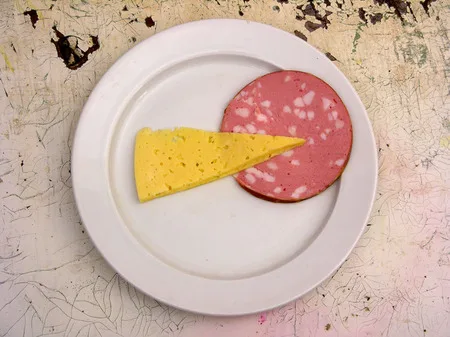 Kitchen suprematism. Кадр 1