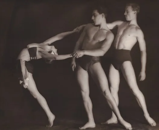 Movement. 1920s. Кадр 1