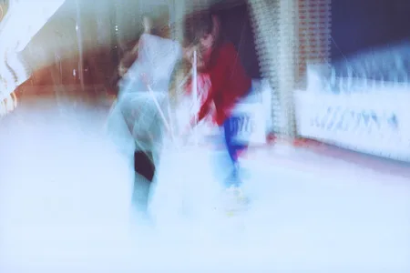 Curling and the road. Кадр 10