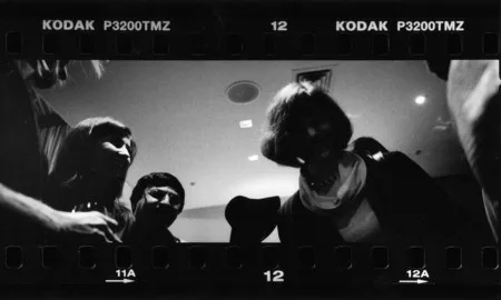 Party. Кадр 5