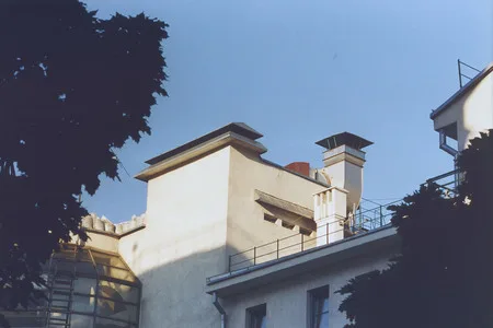 The roofs. Кадр 3