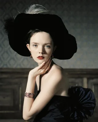 ОУТУМУРО. LOOKS. Кадр 3