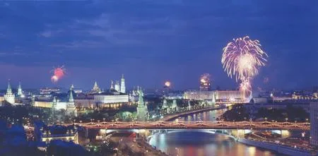 6 часов на Храме Христа Спасителя. Кадр 1