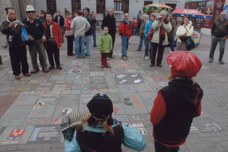 Music of Arbat. Кадр 8