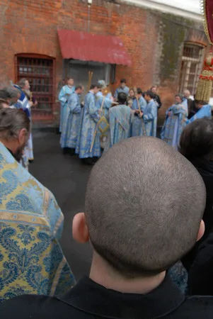 Sacred procession in Butyrka. Кадр 9