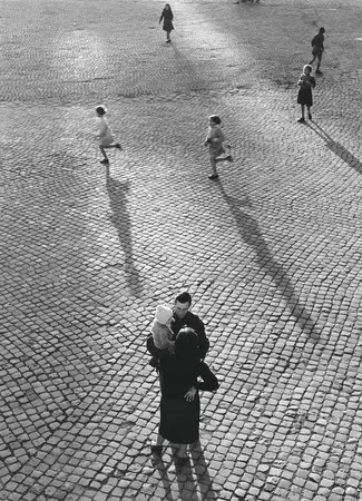 Ten Photographers. Кадр 5