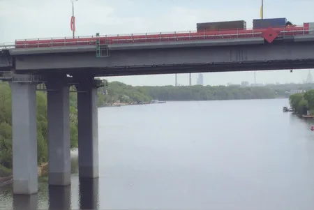 Bridges. Кадр 7
