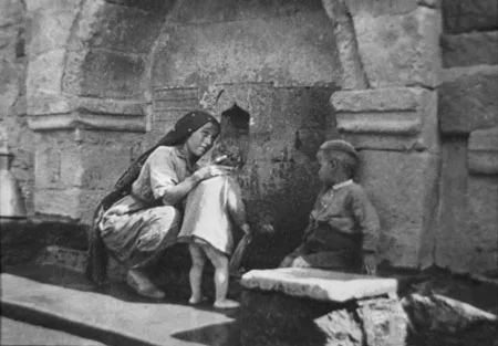 Soviet photography. 1920-30s, From Pictorialism and Constructivism to Social realism. Кадр 5