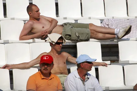 Пляжный волейбол. Кадр 1
